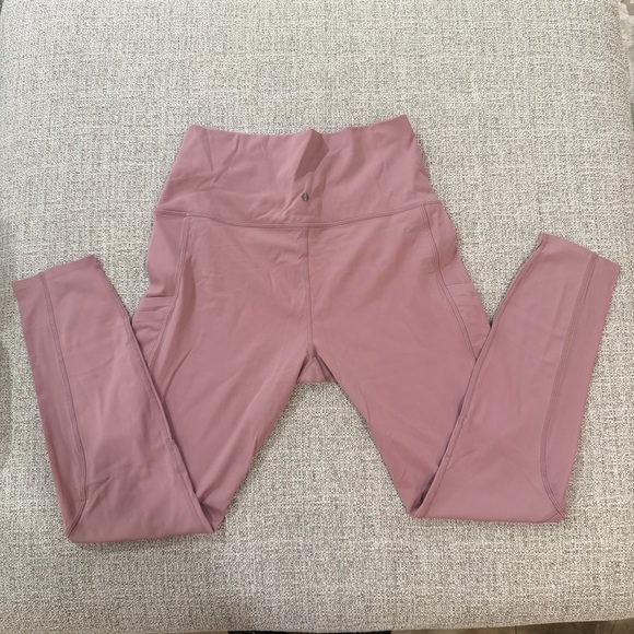 NWOT Tavi High Waisted 7/8th Legging with Mesh Panels in Wisteria Mauve Pink - Picture 2 of 11